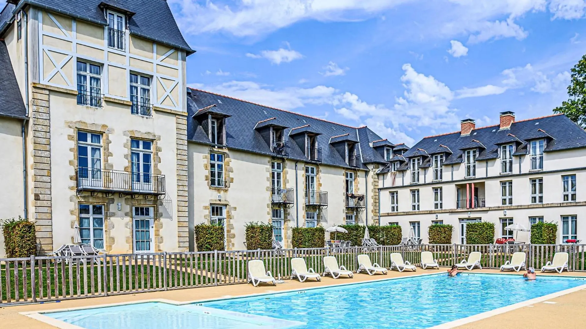 Apartment Chateau De Kergonano-6 By Interhome Baden 0*,  França